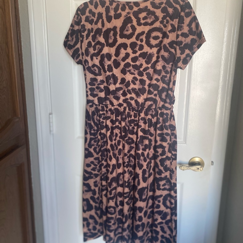 Dress - Picture 2 of 3
